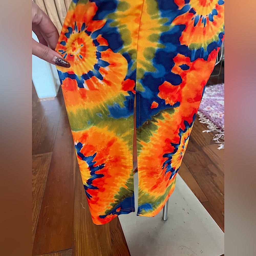 Sexy Spiral Tie Dye Body-con Dress - Picture 3 of 3